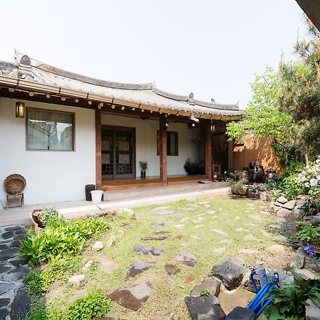 Sosohan Hanok Jeonju Exteriör bild