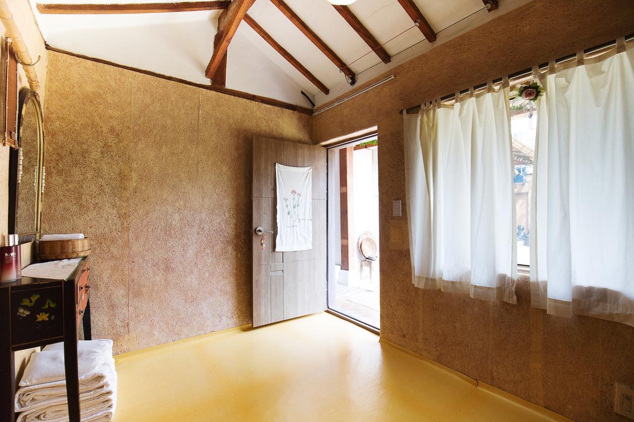 Sosohan Hanok Jeonju Exteriör bild