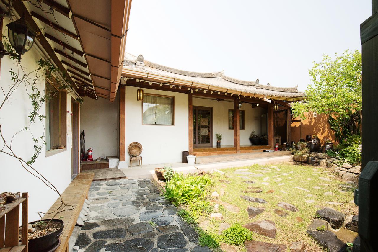 Sosohan Hanok Jeonju Exteriör bild