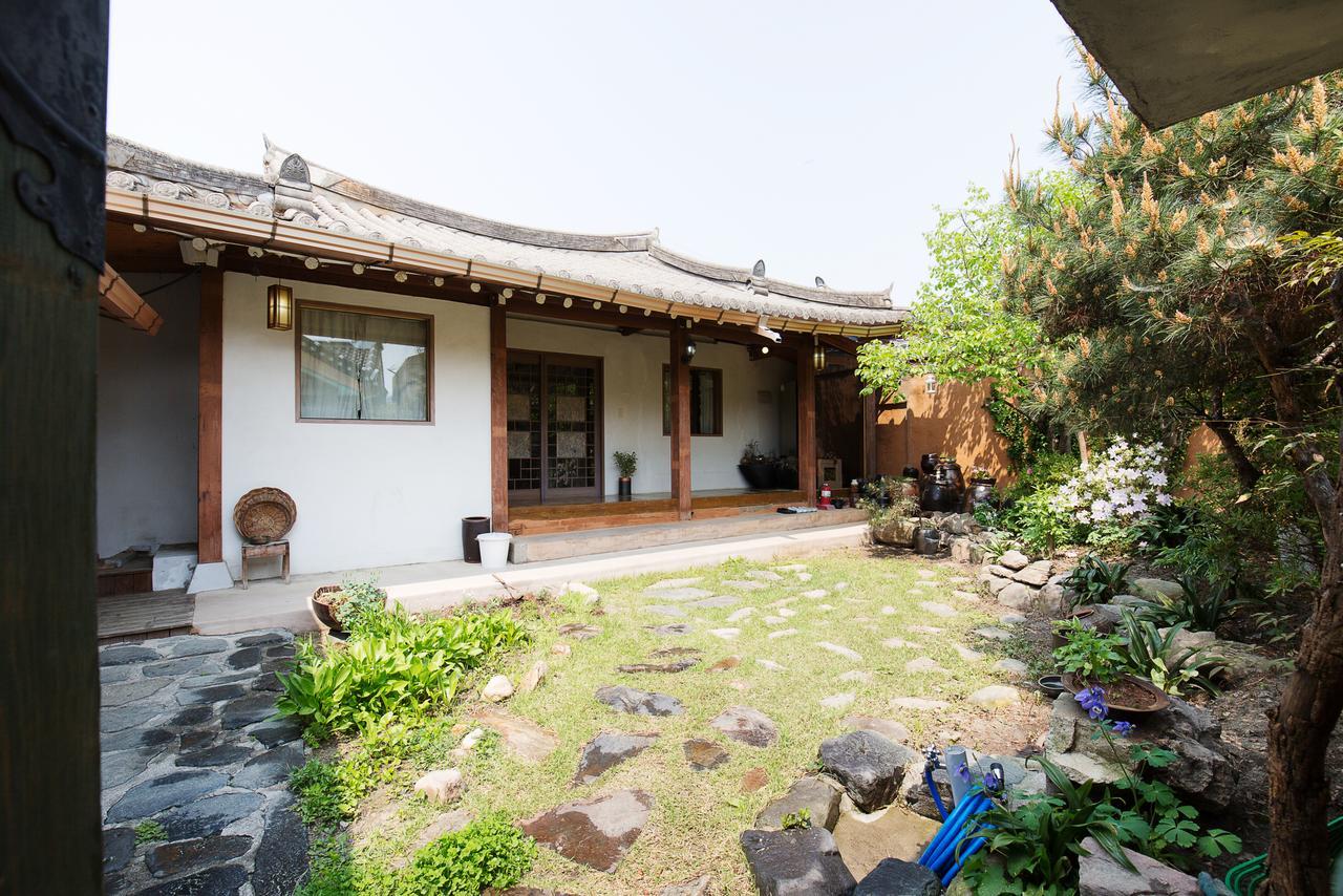 Sosohan Hanok Jeonju Exteriör bild