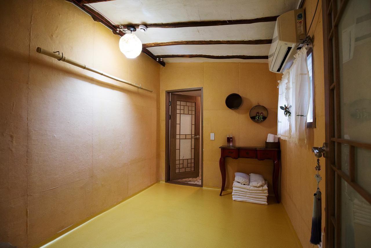 Sosohan Hanok Jeonju Exteriör bild