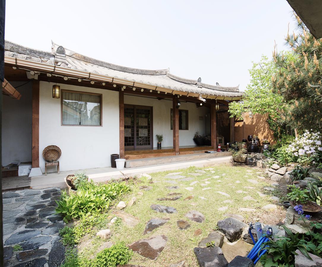 Sosohan Hanok Jeonju Exteriör bild